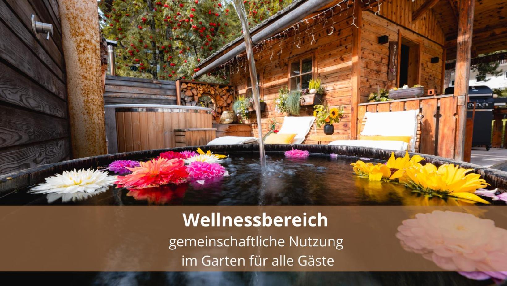 Chalet Waldhaeusl Luxurioese Ferienwohnungen Mit Sauna & Whirlpool, Kamin, Balkon Oder Terrasse Mit Bergblick Heiligenblut Exterior foto